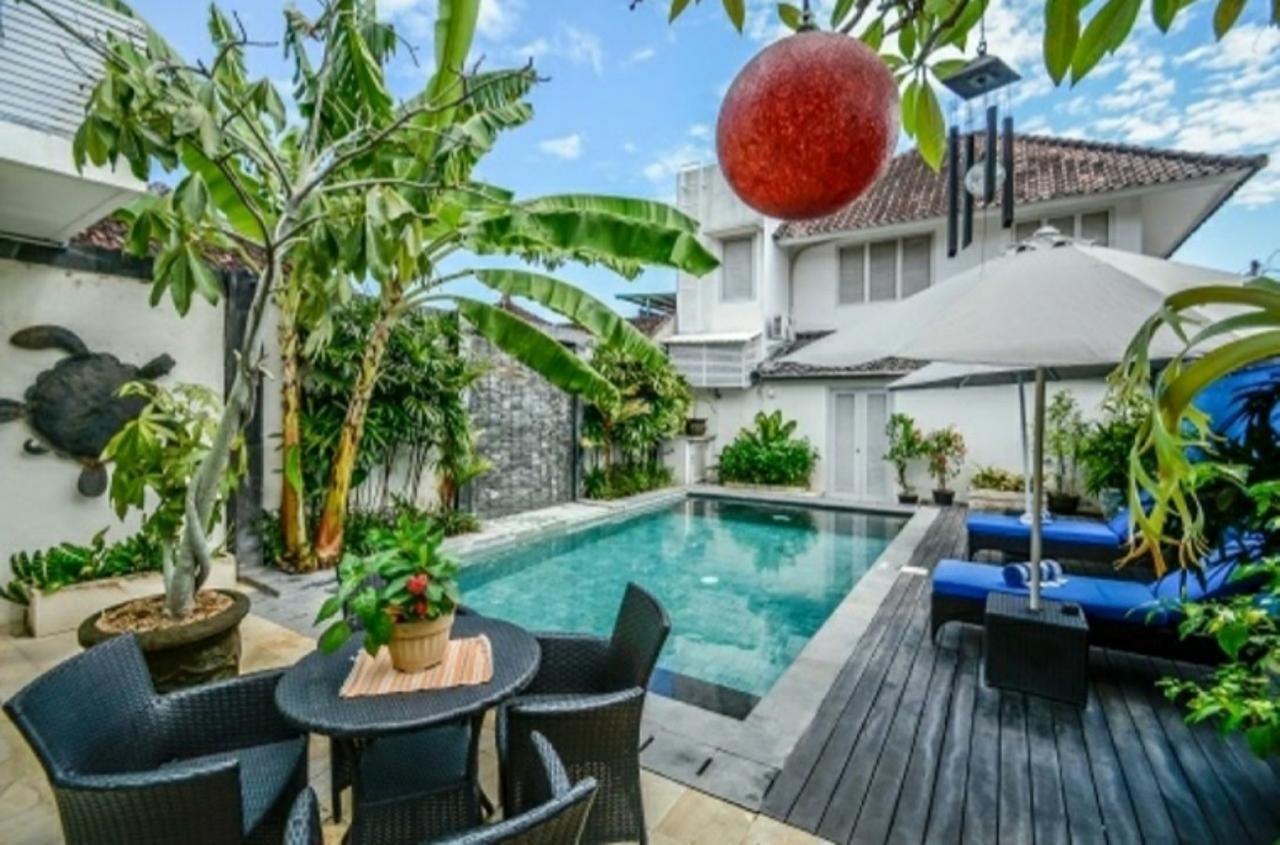 Villa Sun Shoot Seminyak (Bali)